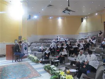 جلسه ریاست مرکز جناب آقای دکتر پرویز صالح با سرپرستاران بخش ها