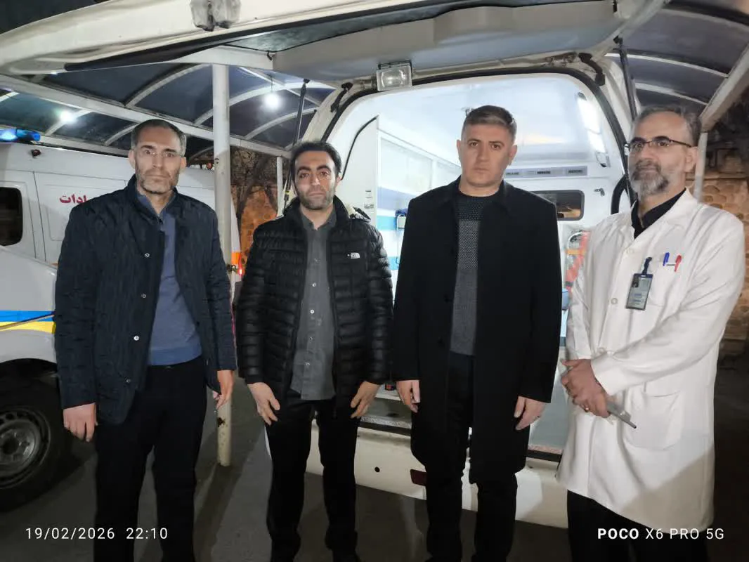 راه اندازی آمبولانس های مرکز با حضوردکتررحمانی معاون درمان مرکز