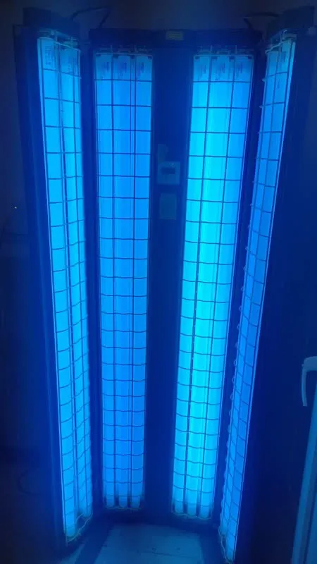 راه‌اندازی مجدد دستگاه فتوتراپی پیشرفته در بیمارستان سینا؛ گامی بلند در درمان بیماری‌های پوستی