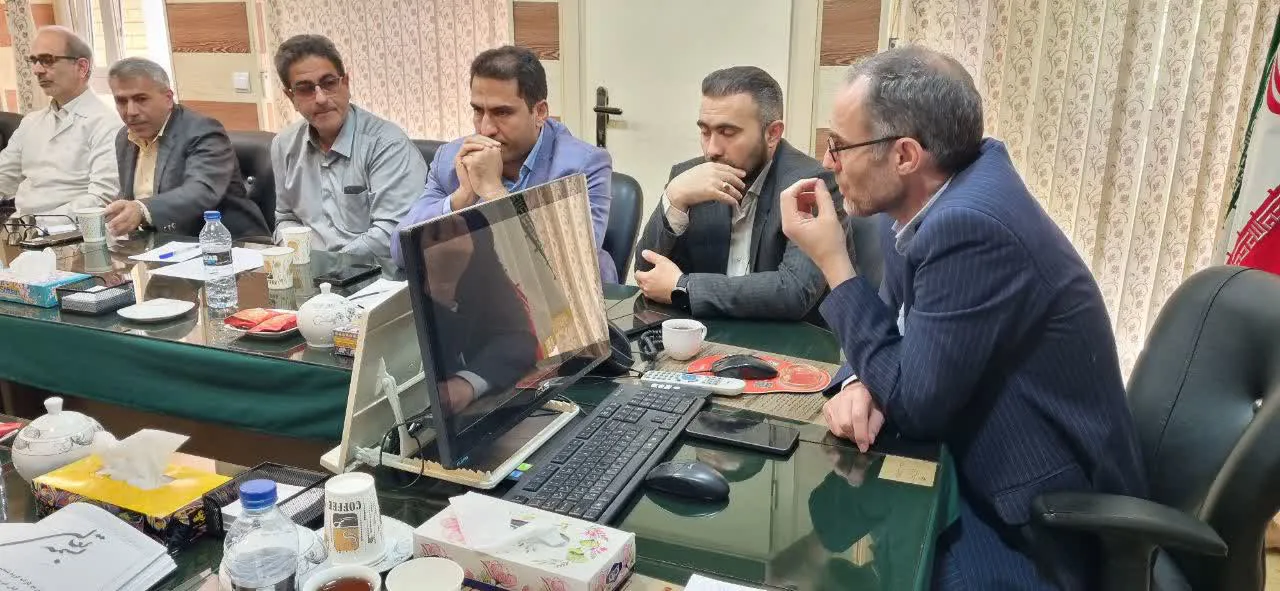 جلسه بررسی دستورالعمل توزیع کارانه در مرکز آموزشی، پژوهشی  درمانی سینا برگزار شد