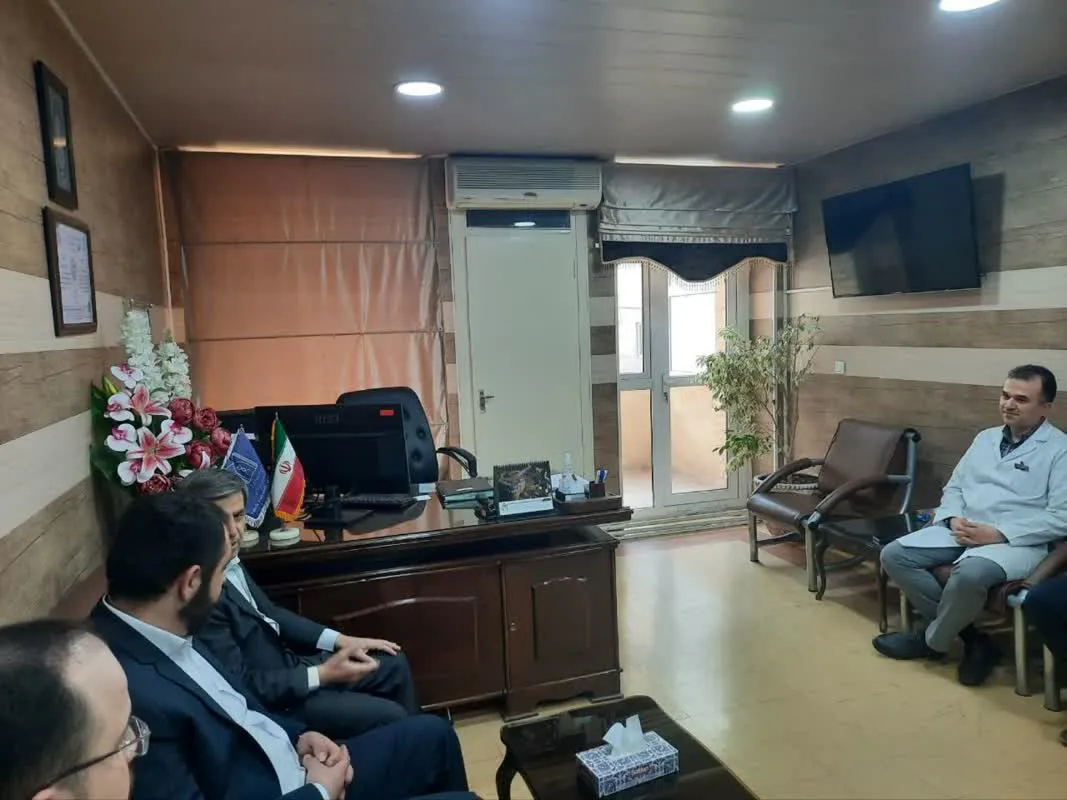 دیدار دکتر رضا صدیقی نماینده مردم  تبریز در مجلس شورای اسلامی با دکتر سید هادی ثقلینی ریاست مرکز آموزشی پژوهشی درمانی سینا   